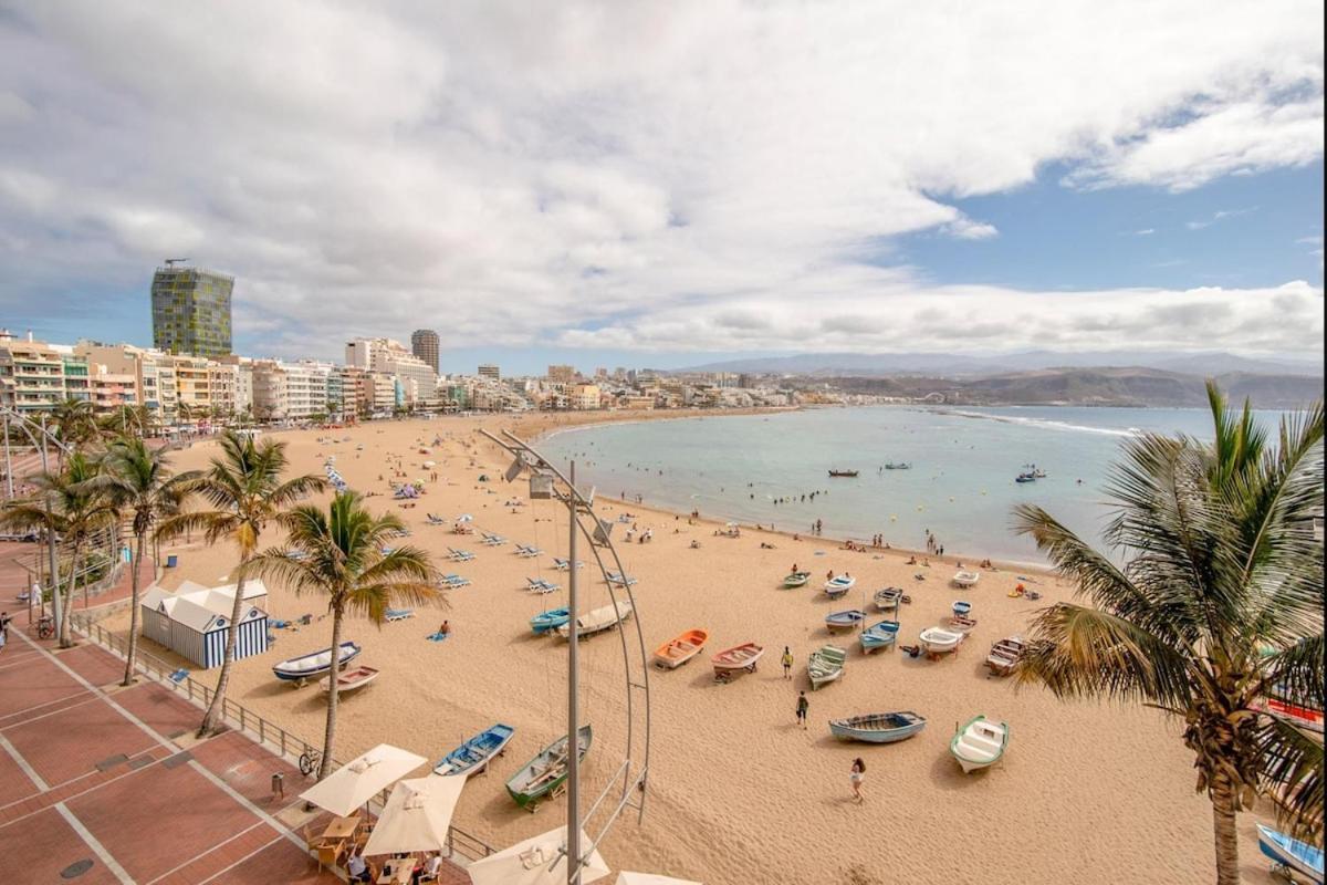 En Primera Linea De La Playa De Las Canteras Vista Al Mar Las Palmas Exterior photo